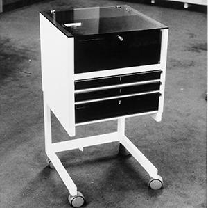 キャビネット-M