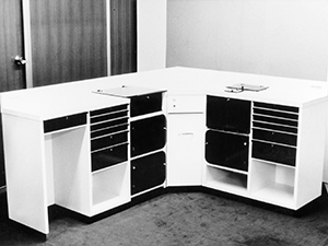 キャビネット-L